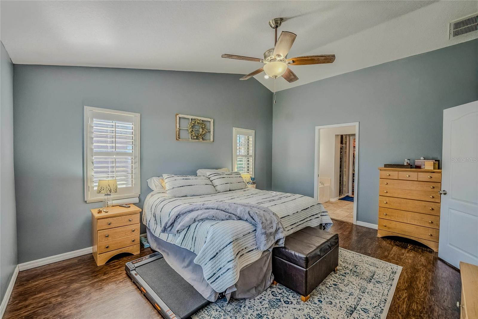 Image 30 of 46 For 4719 32nd Street