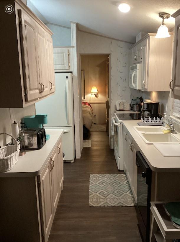 Image 17 of 34 For 25247 141st Lane 248