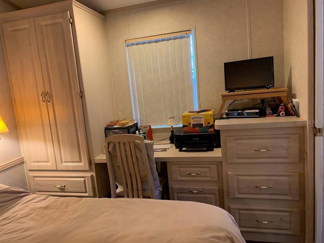 Image 22 of 34 For 25247 141st Lane 248