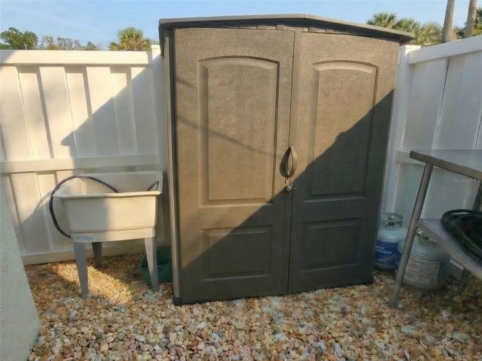 Image 19 of 20 For 20 Lake Forest Court