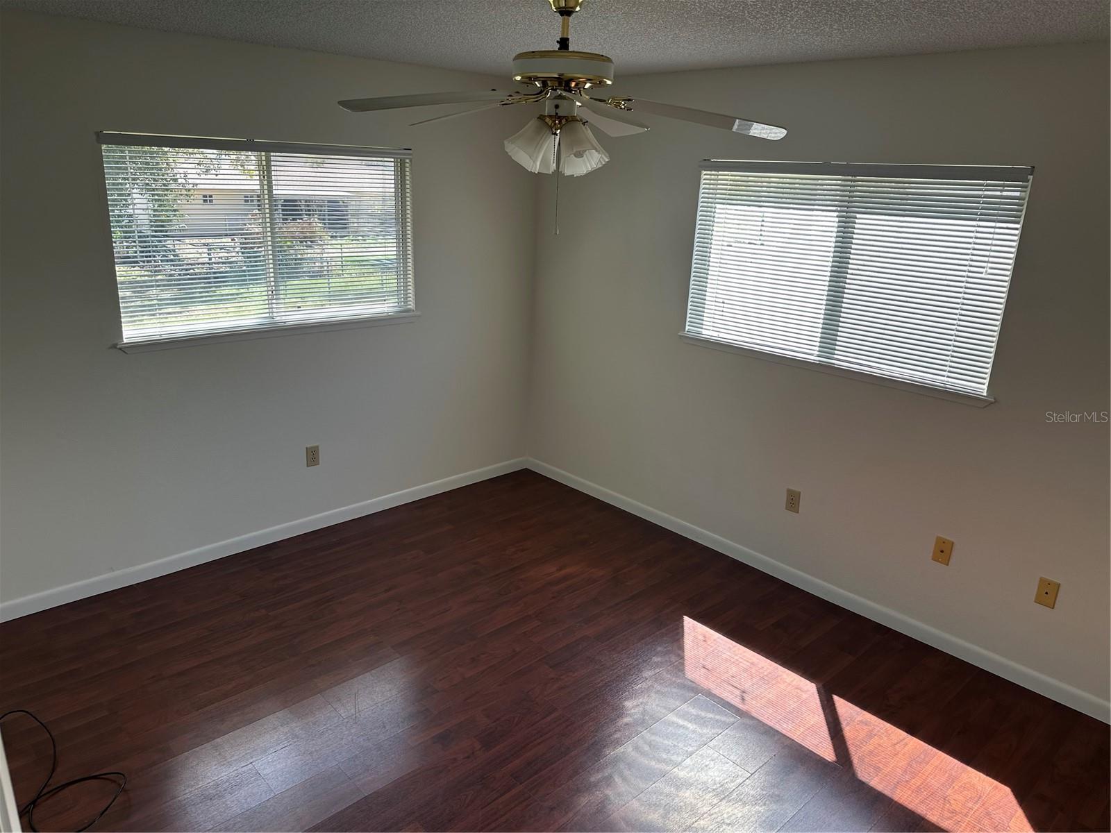 Image 14 of 17 For 11143 78th Avenue