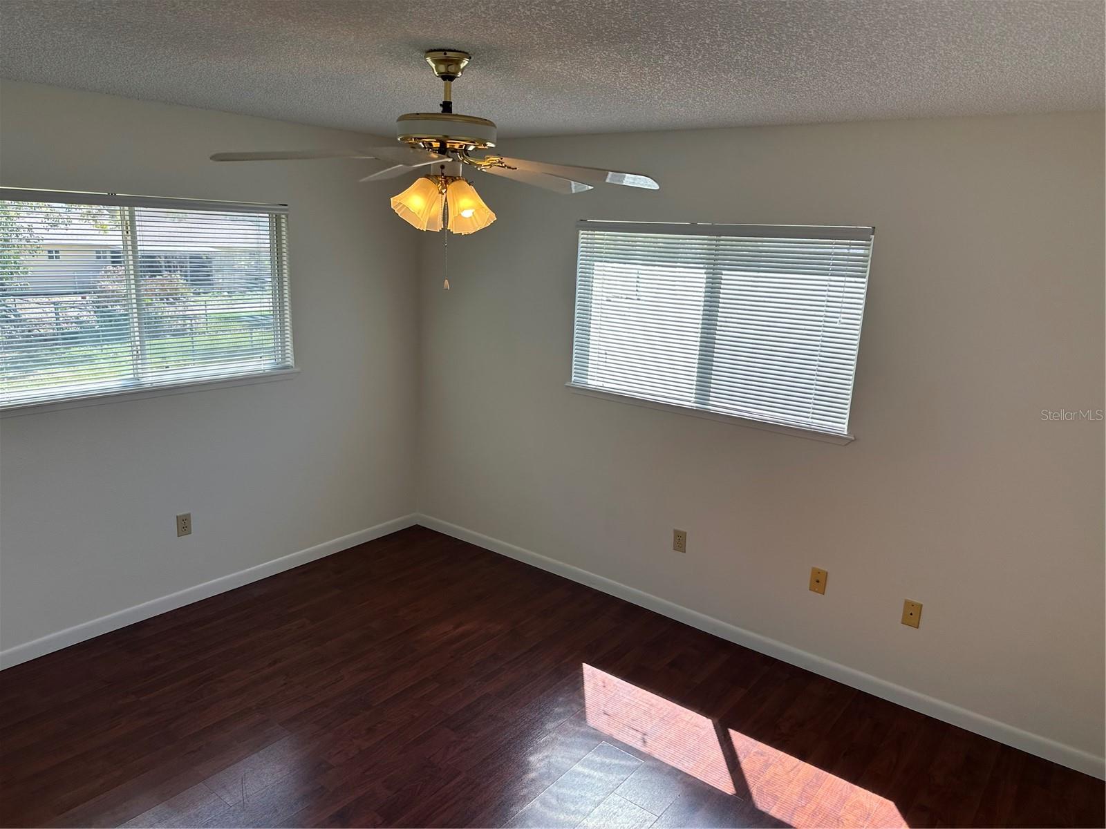 Image 15 of 17 For 11143 78th Avenue