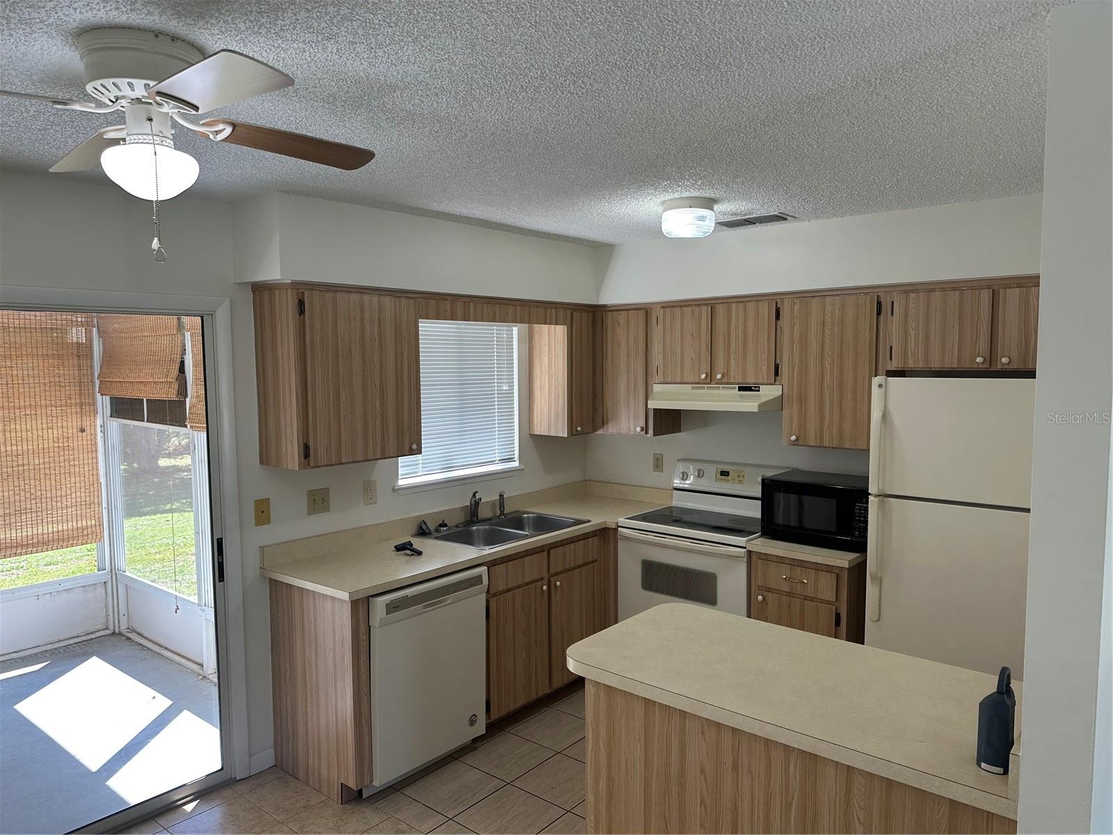 Image 5 of 17 For 11143 78th Avenue