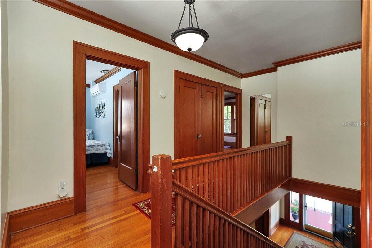 Image 51 of 89 For 405 Lakeshore Drive