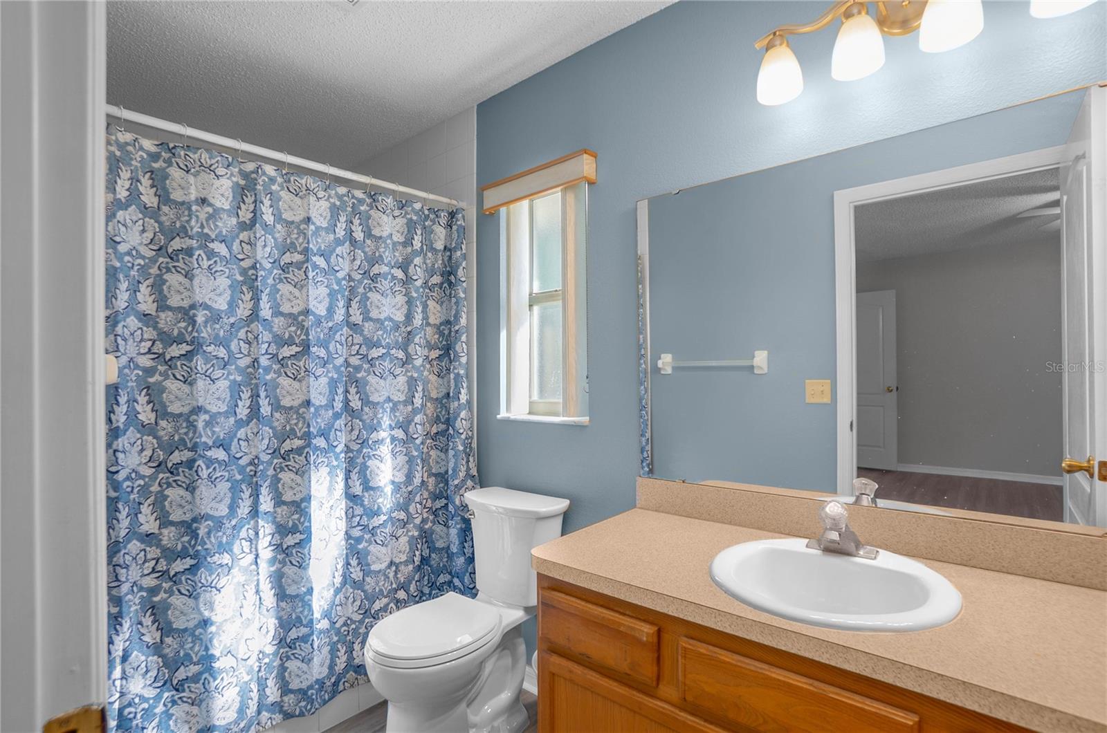 Image 17 of 33 For 3926 Bennett Street