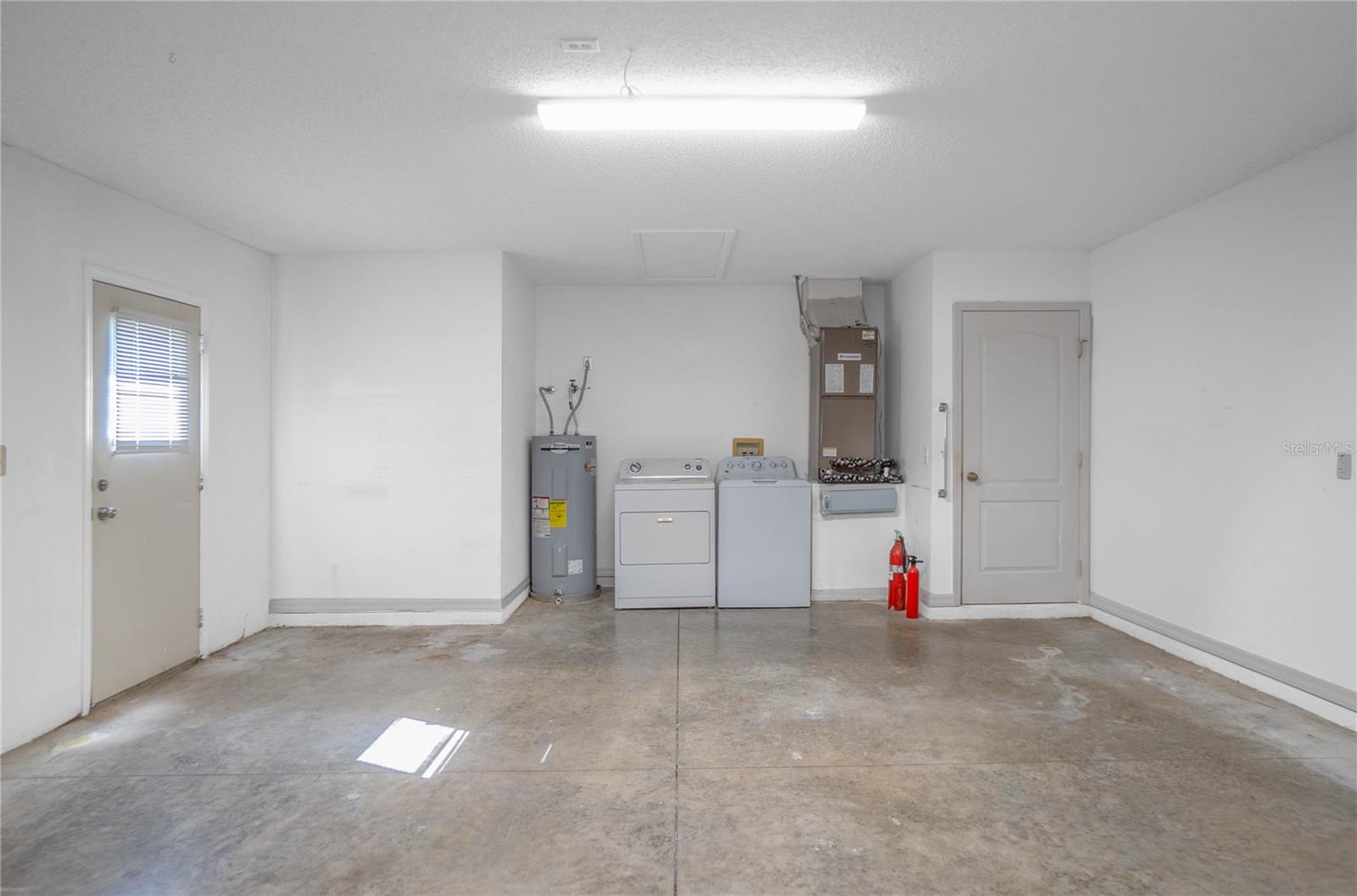 Image 27 of 33 For 3926 Bennett Street