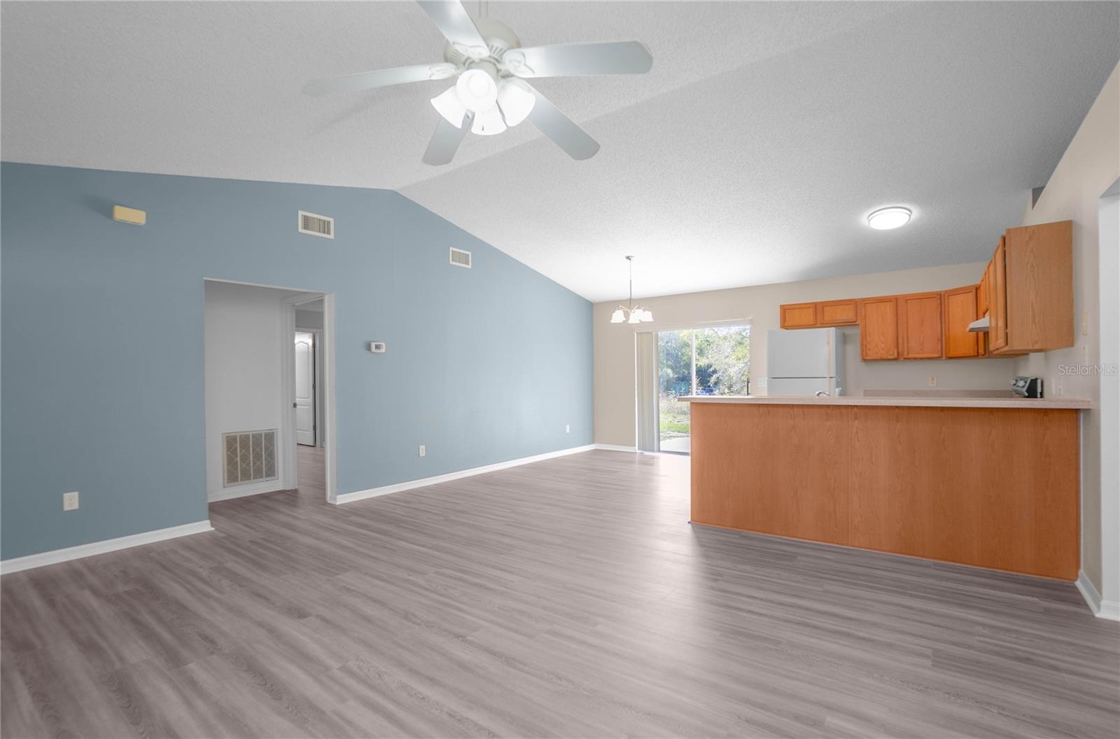 Image 9 of 33 For 3926 Bennett Street