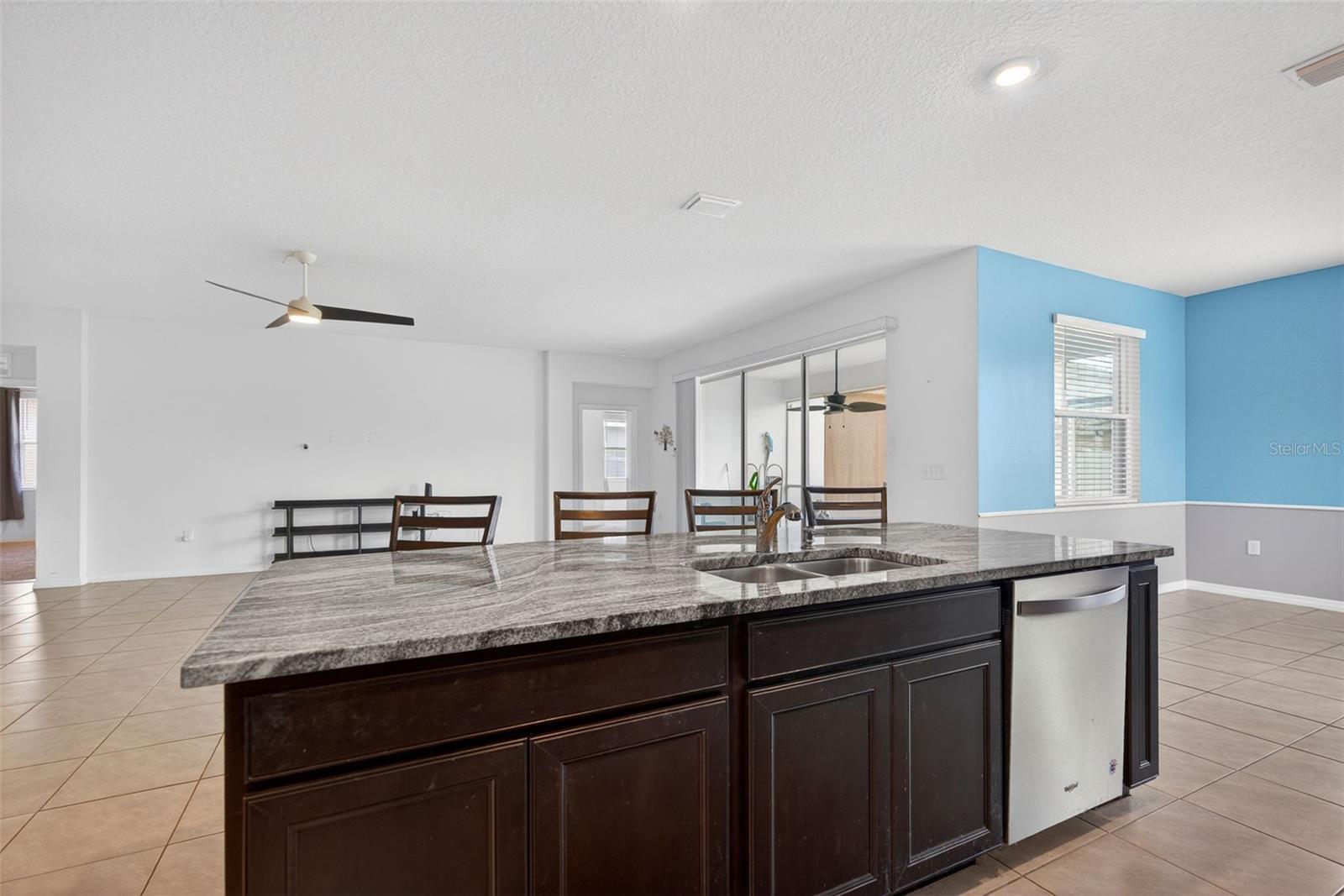 Image 17 of 54 For 13454 Golden Lime Avenue