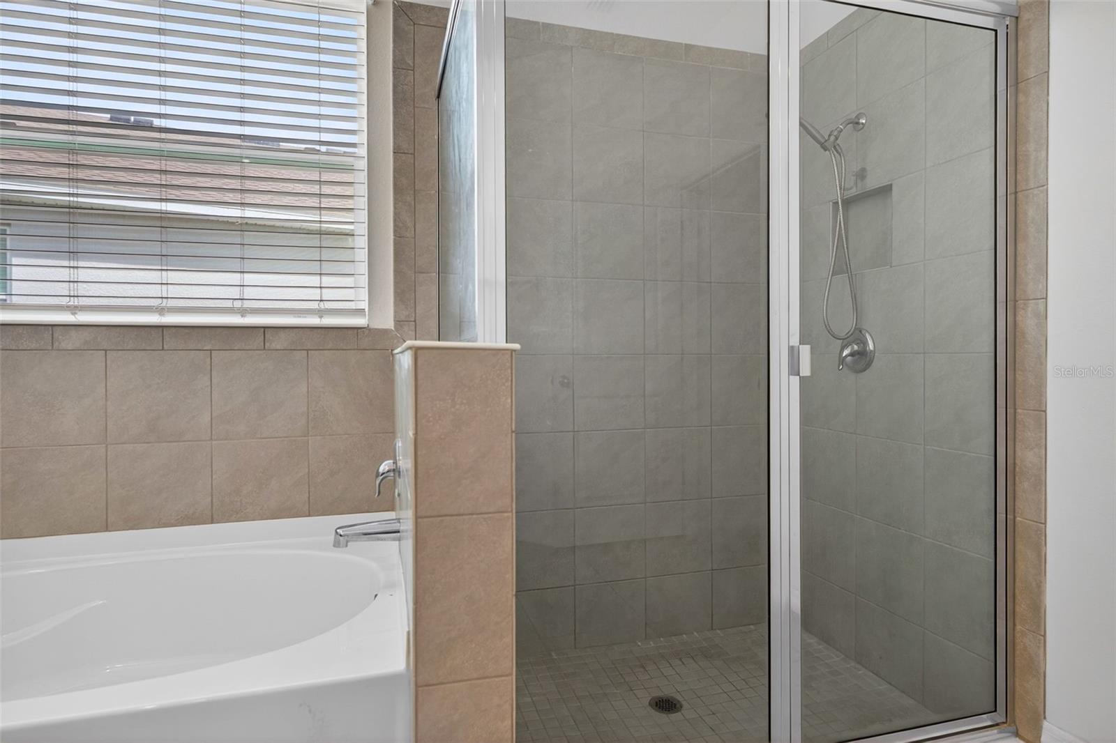 Image 29 of 54 For 13454 Golden Lime Avenue