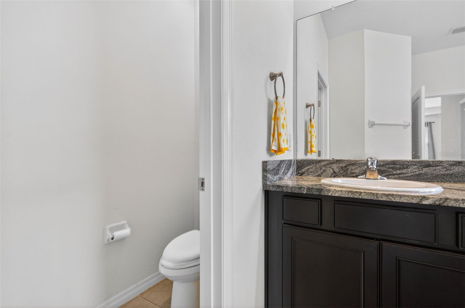 Image 31 of 54 For 13454 Golden Lime Avenue