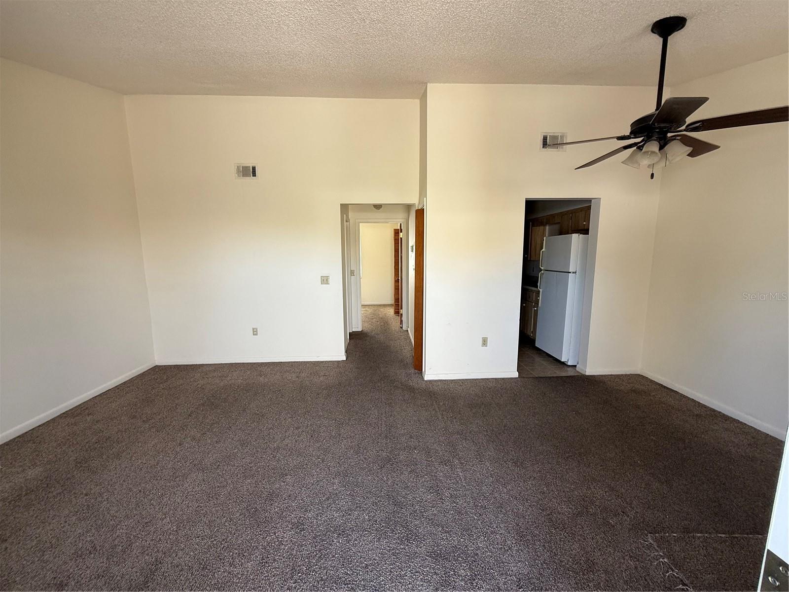 Image 2 of 11 For 3032 5th Terrace D