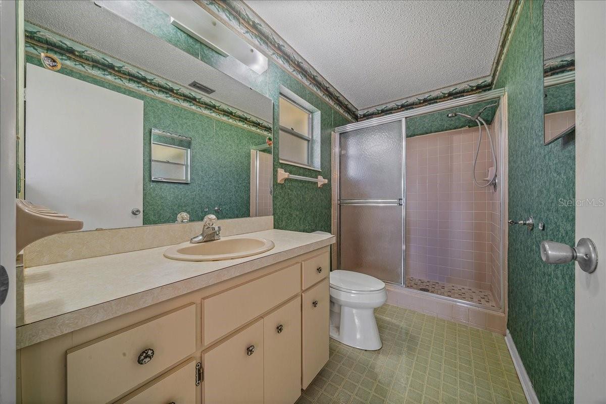 Image 23 of 55 For 8702 94th Street A
