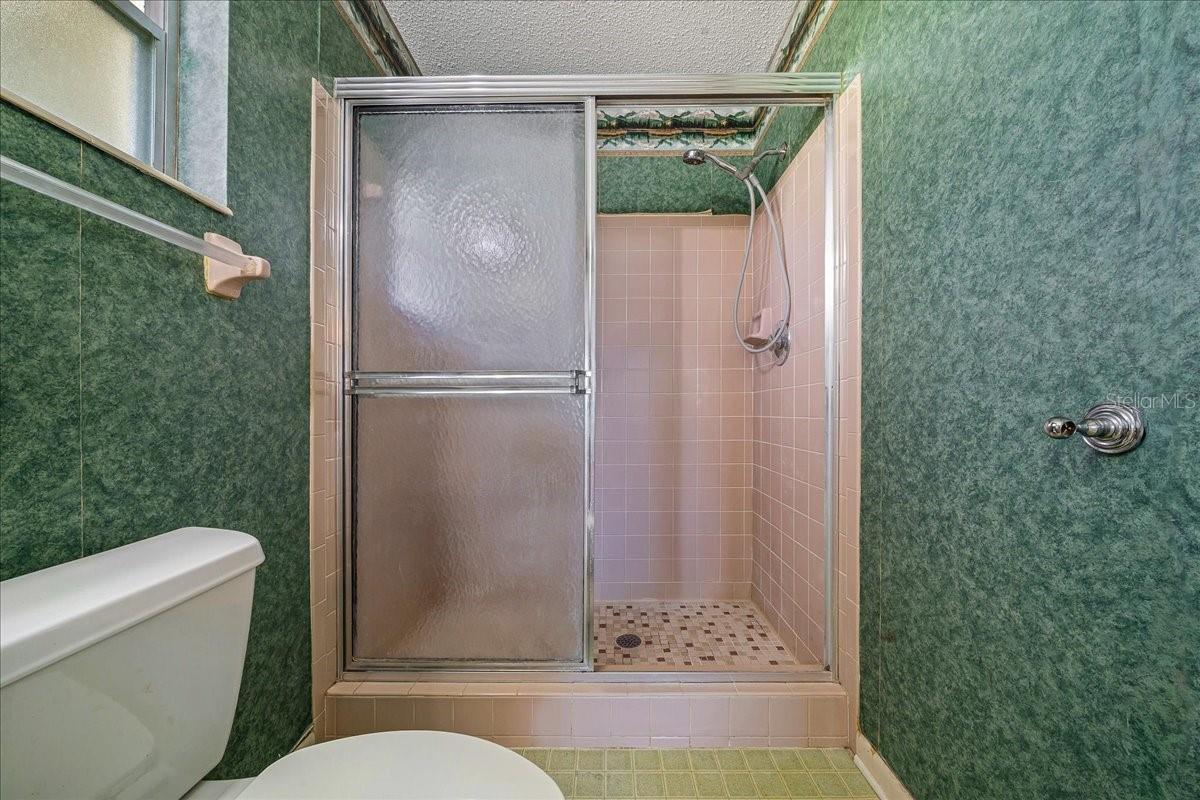 Image 24 of 55 For 8702 94th Street A