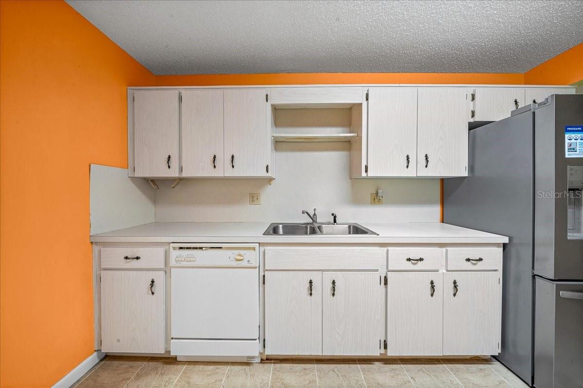 Image 32 of 55 For 8702 94th Street A