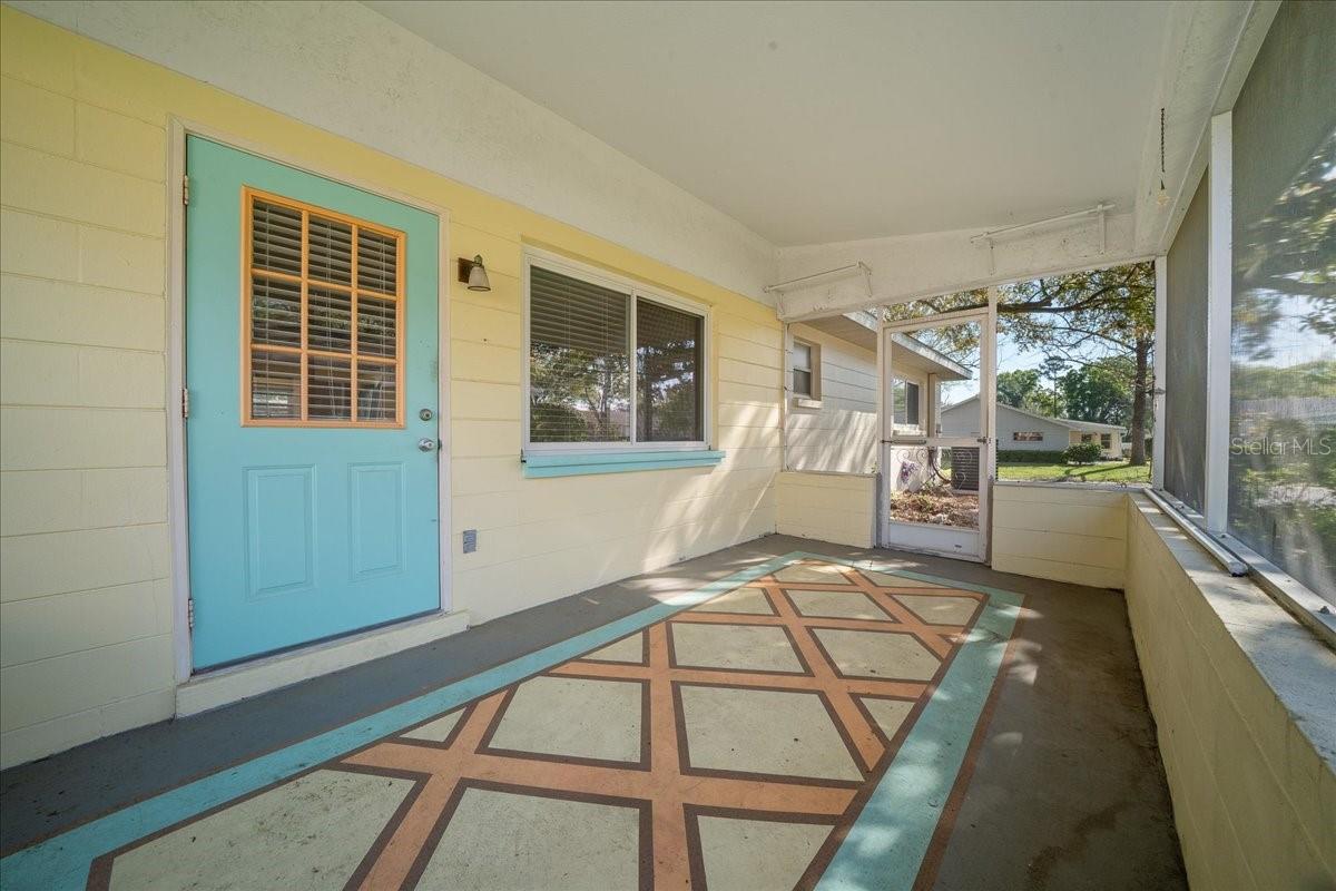 Image 38 of 55 For 8702 94th Street A