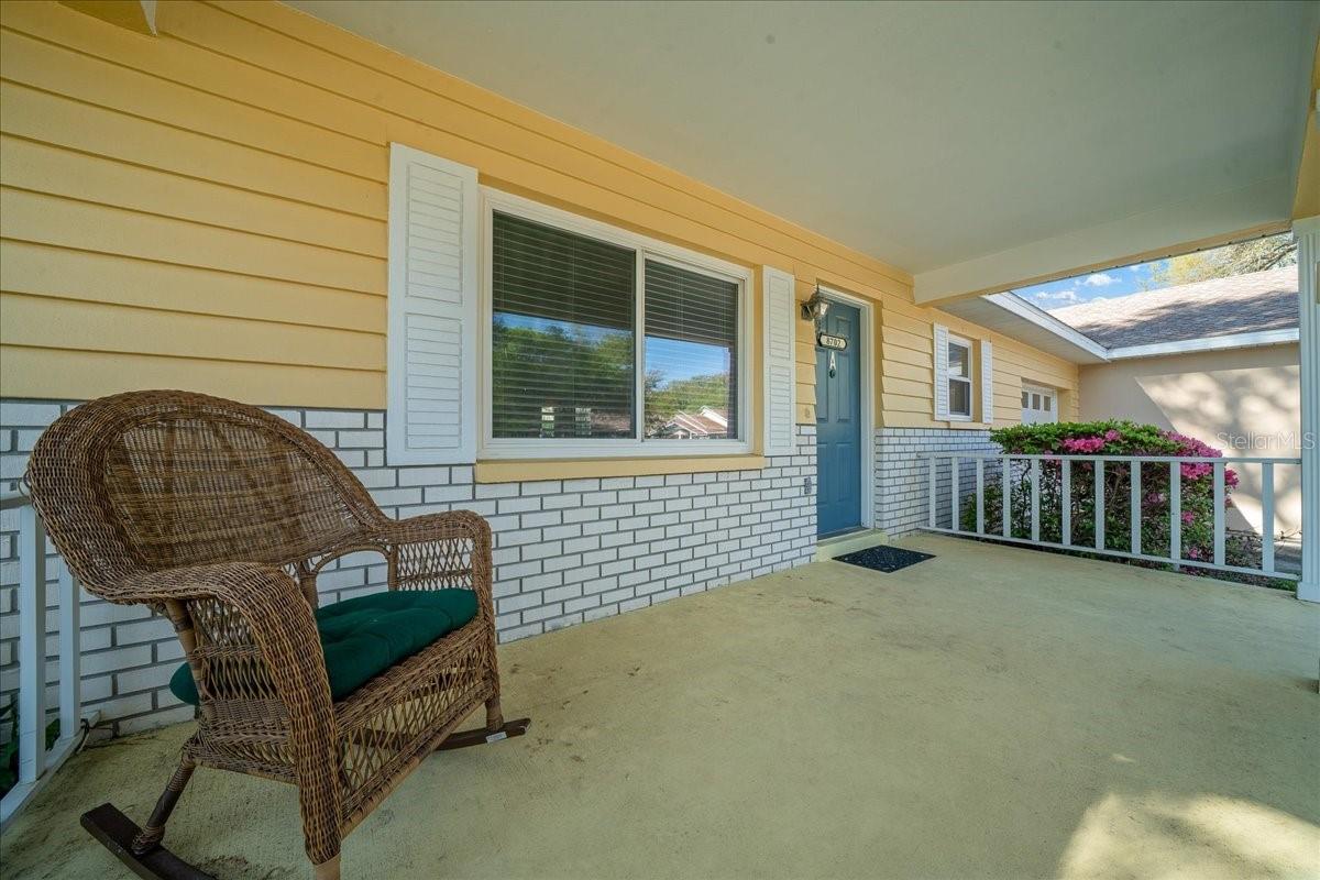 Image 4 of 55 For 8702 94th Street A