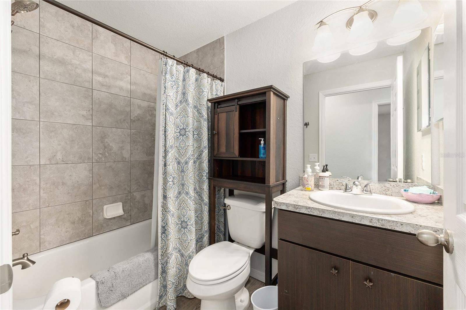 Image 22 of 35 For 13390 105th Terrace