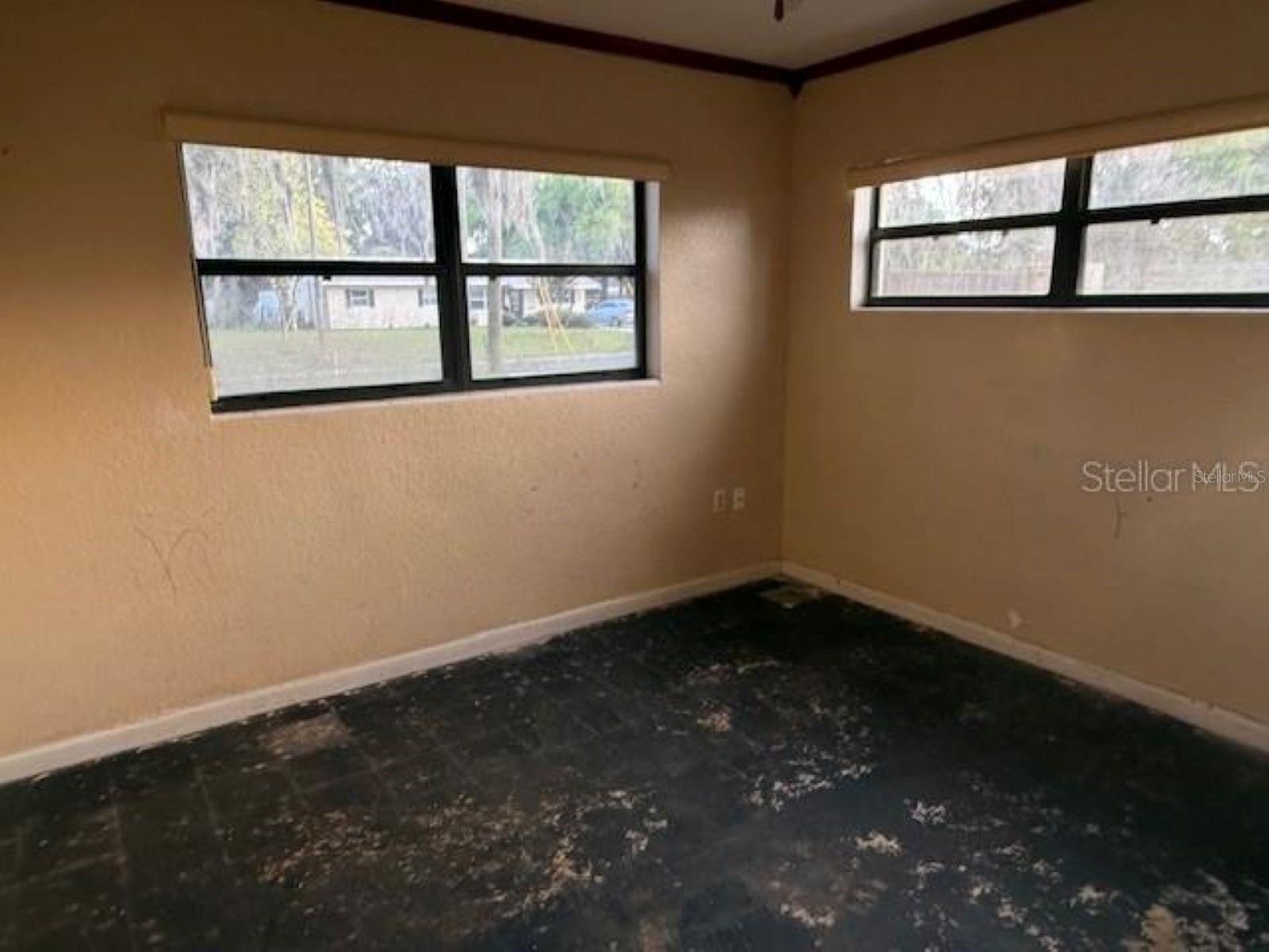 Image 9 of 12 For 701 Madison Street