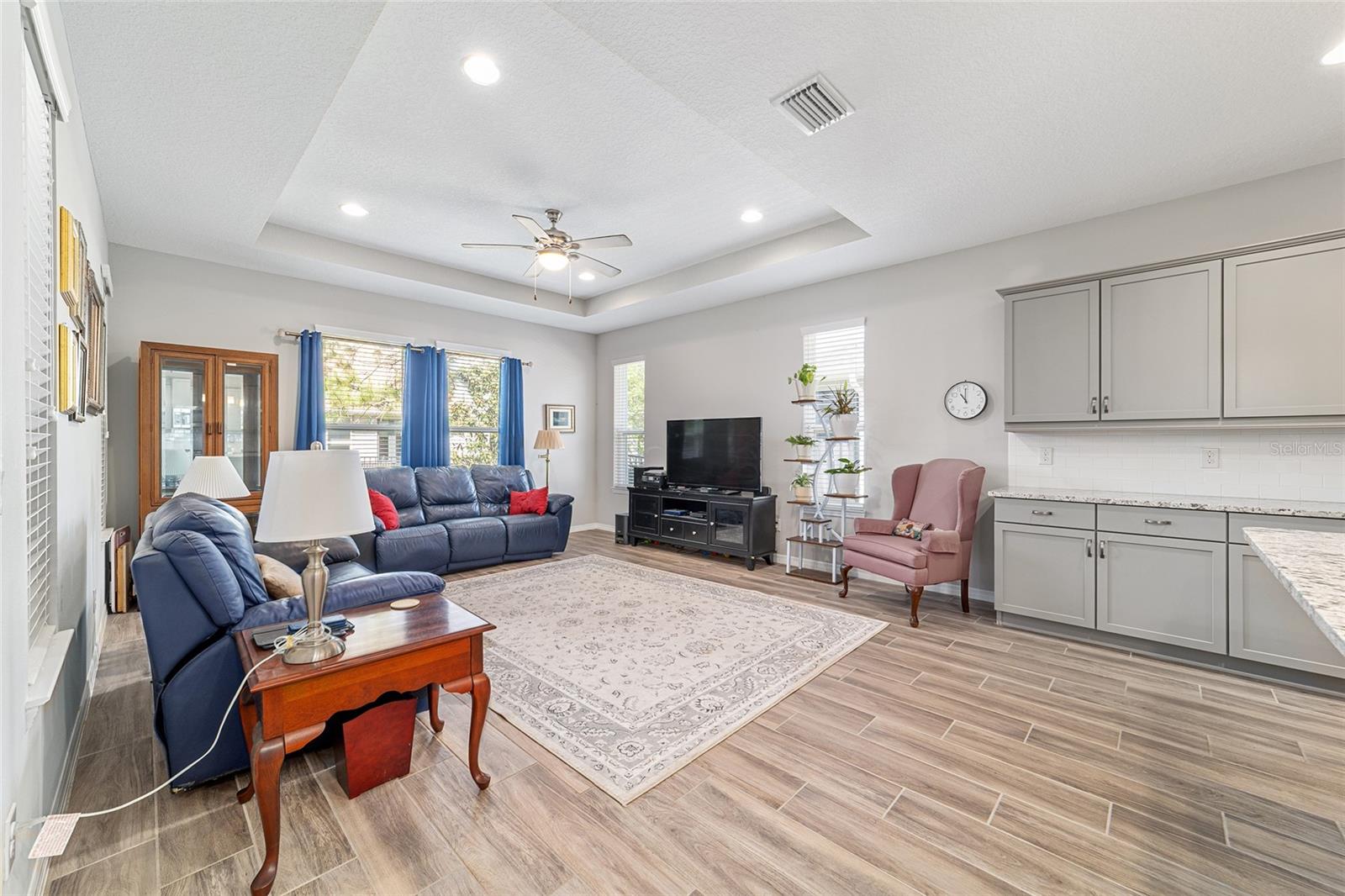 Image 14 of 57 For 3584 56th Avenue