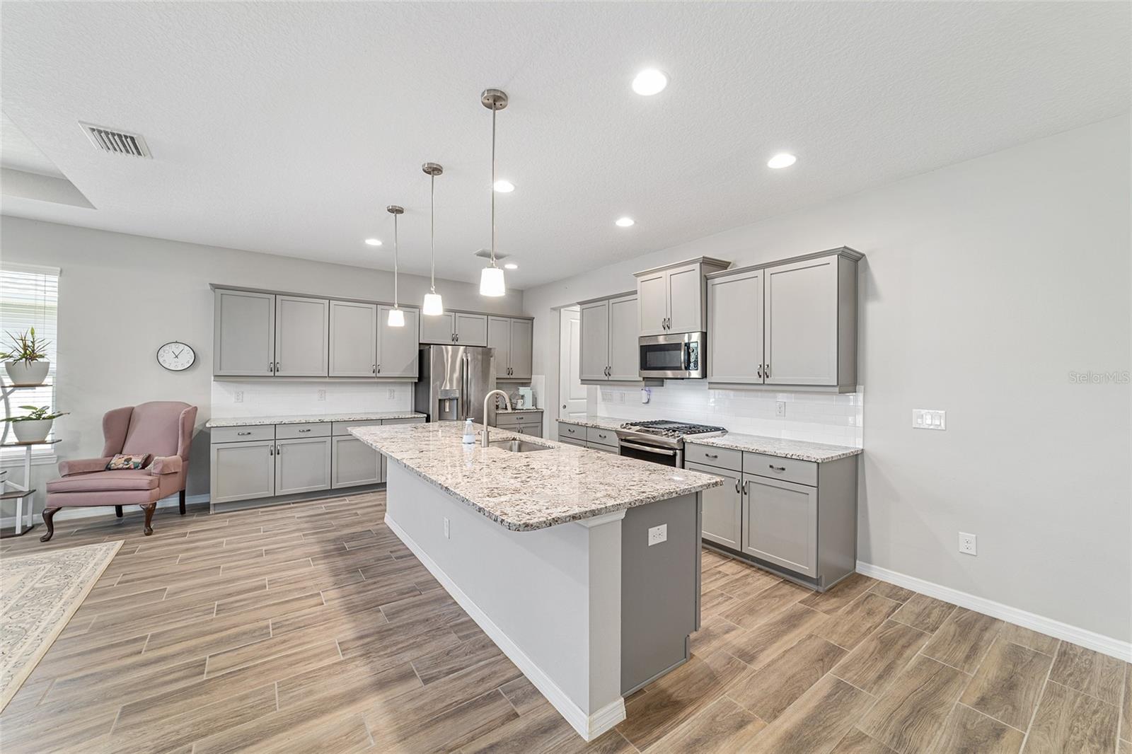 Image 23 of 57 For 3584 56th Avenue