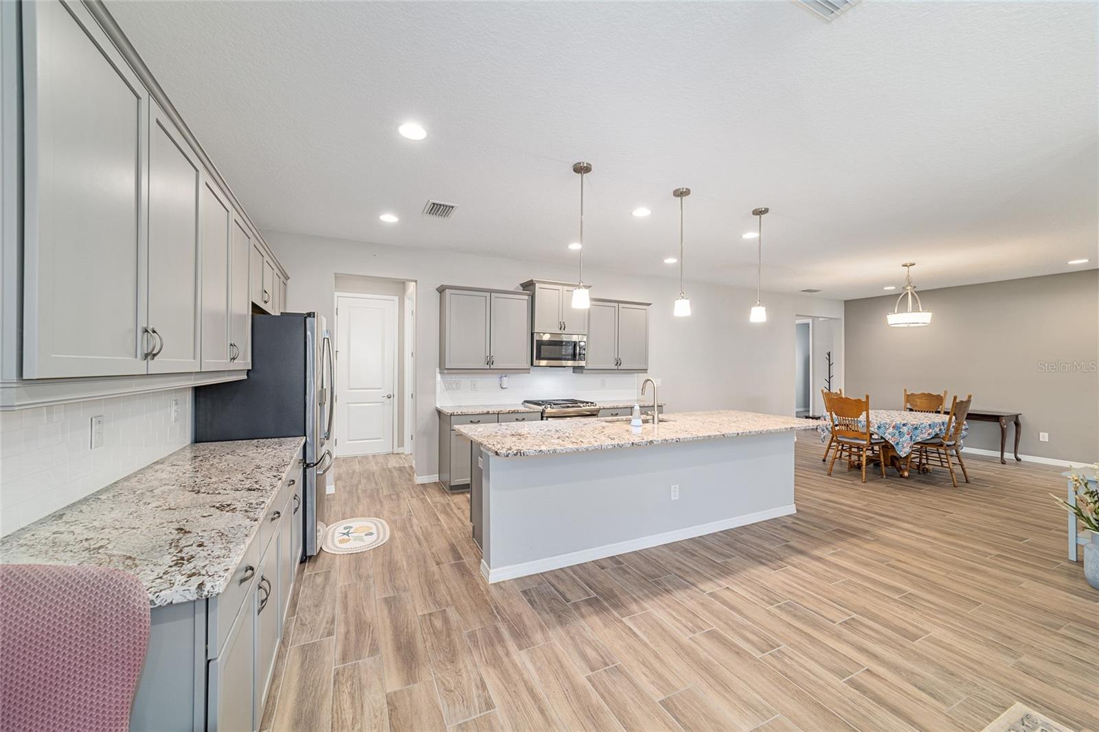 Image 30 of 57 For 3584 56th Avenue