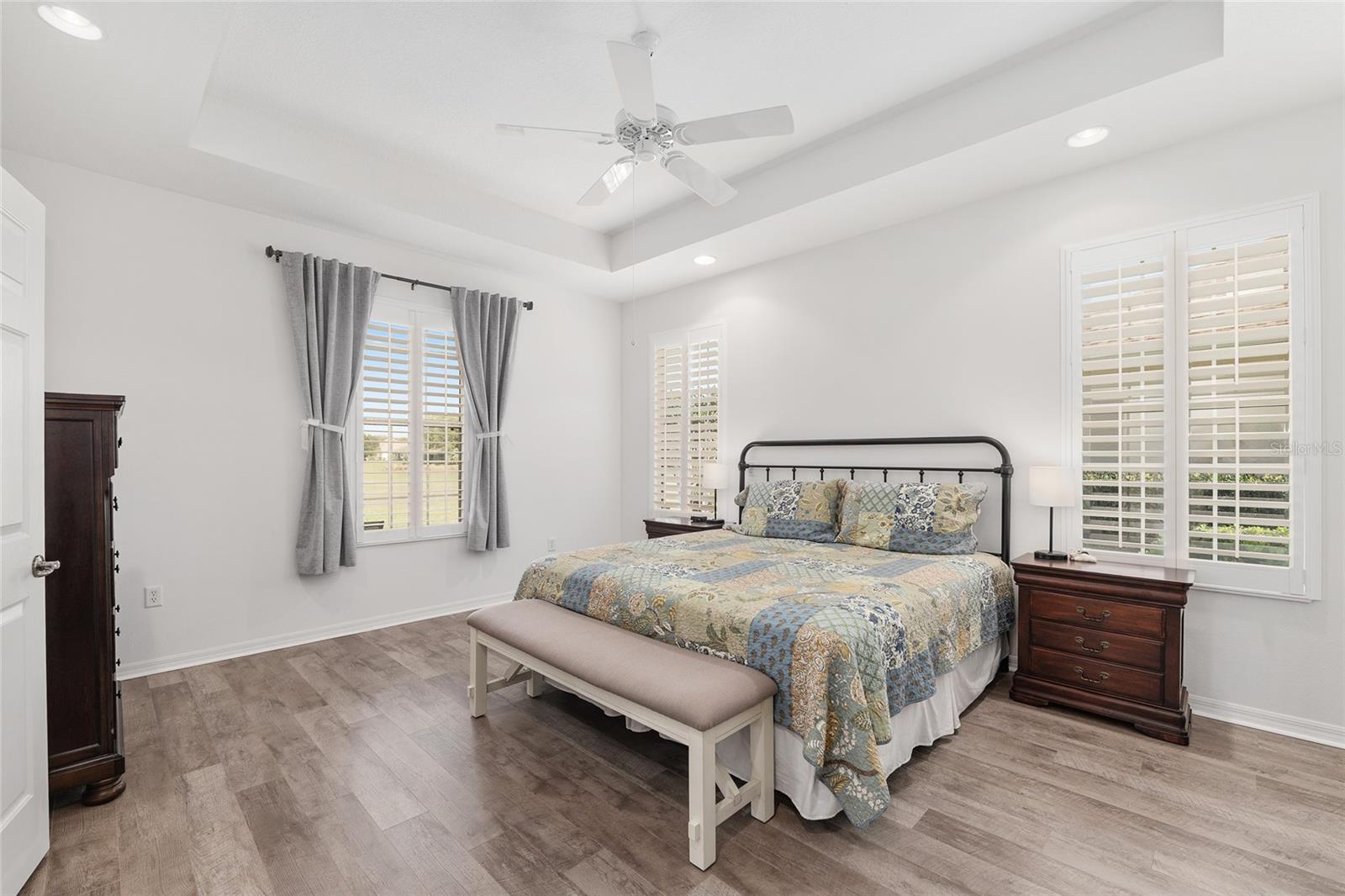 Image 11 of 42 For 8391 84th Loop