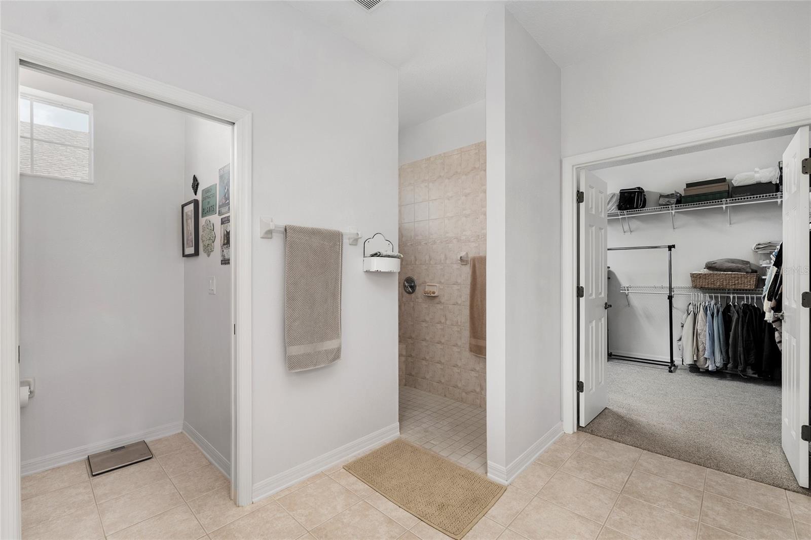 Image 15 of 42 For 8391 84th Loop