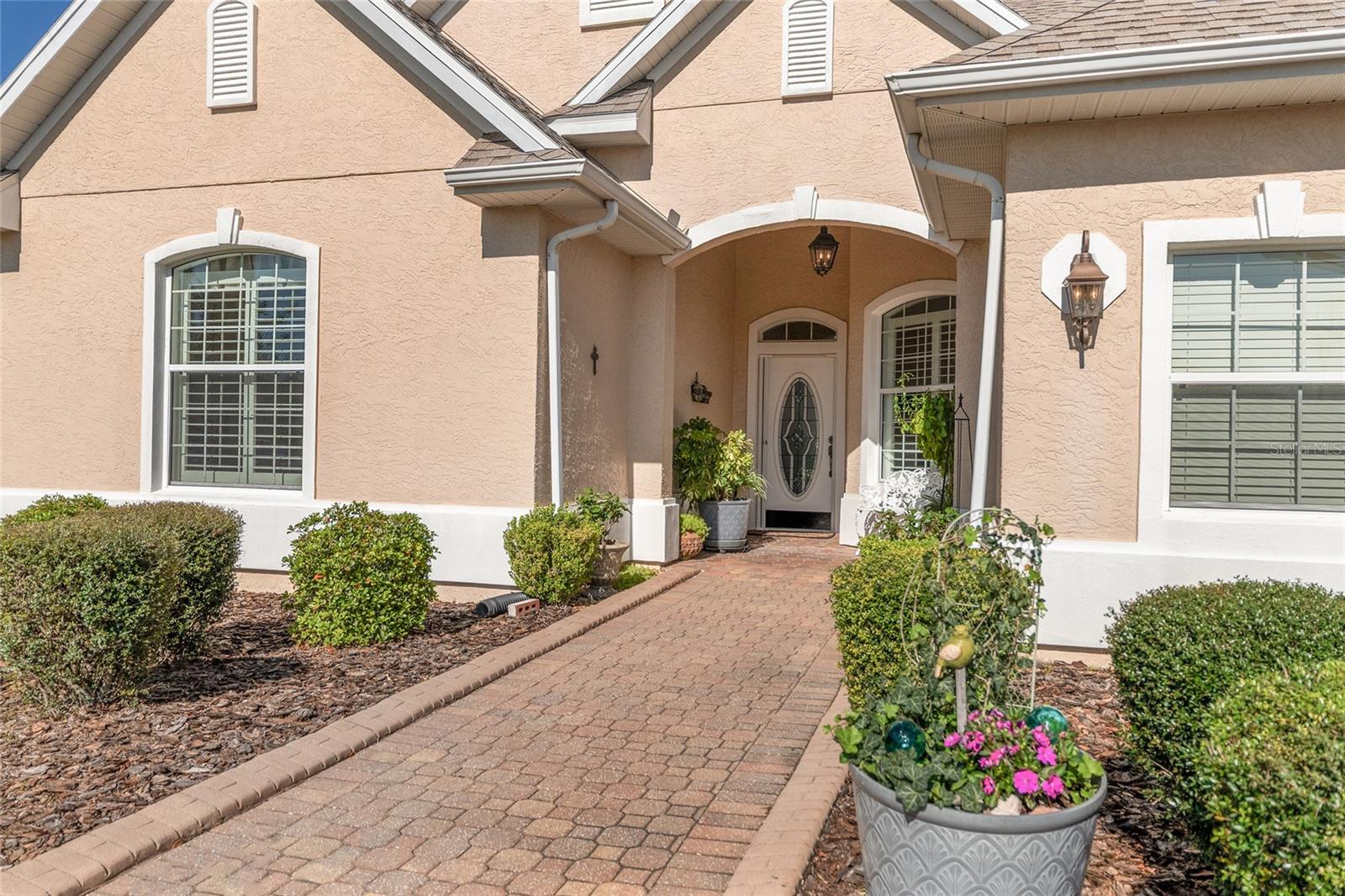 Image 4 of 42 For 8391 84th Loop