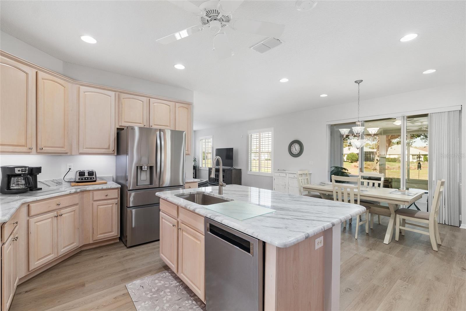 Image 9 of 42 For 8391 84th Loop