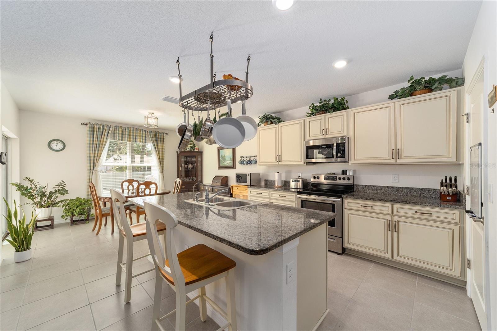 Image 10 of 46 For 4996 14th Place