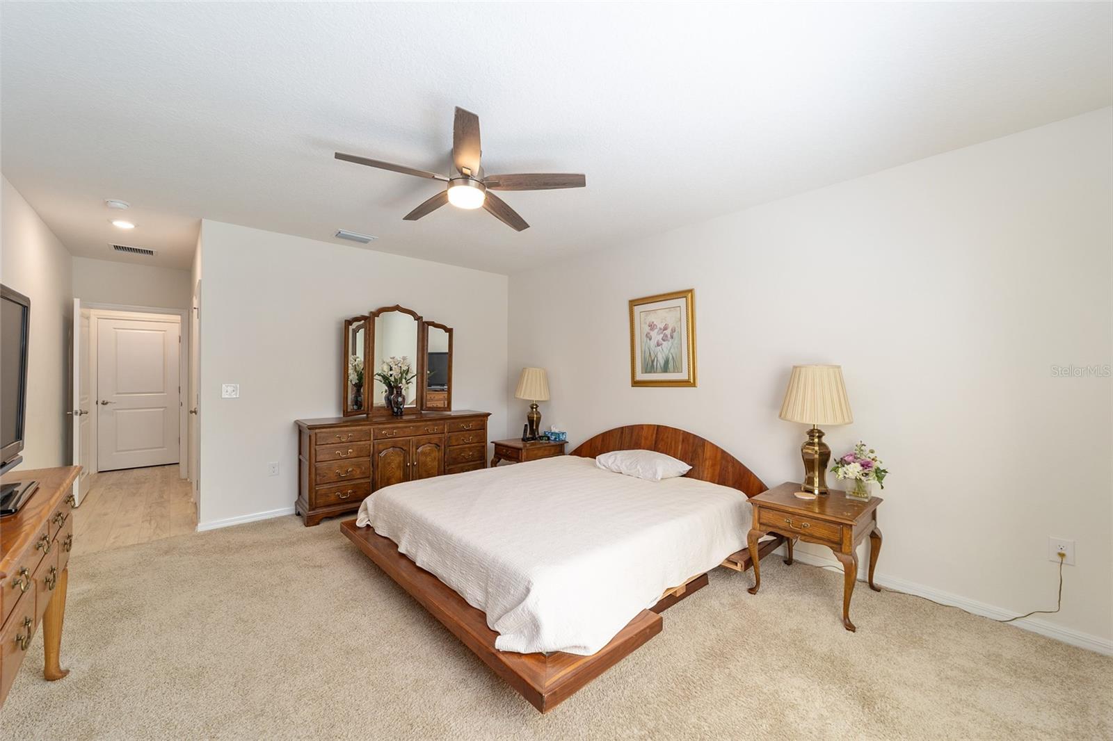 Image 17 of 46 For 4996 14th Place