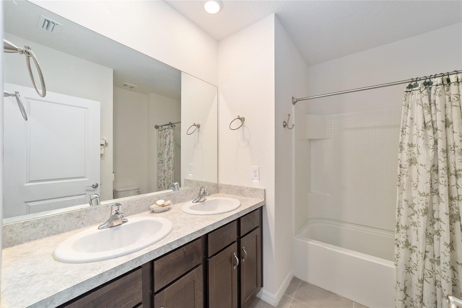 Image 23 of 46 For 4996 14th Place