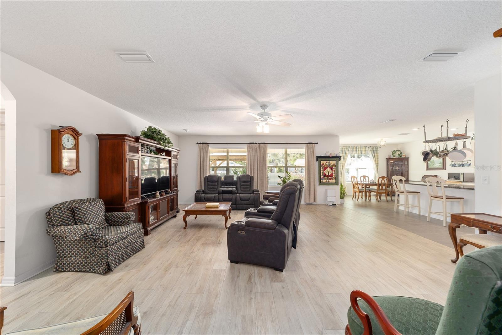 Image 6 of 46 For 4996 14th Place