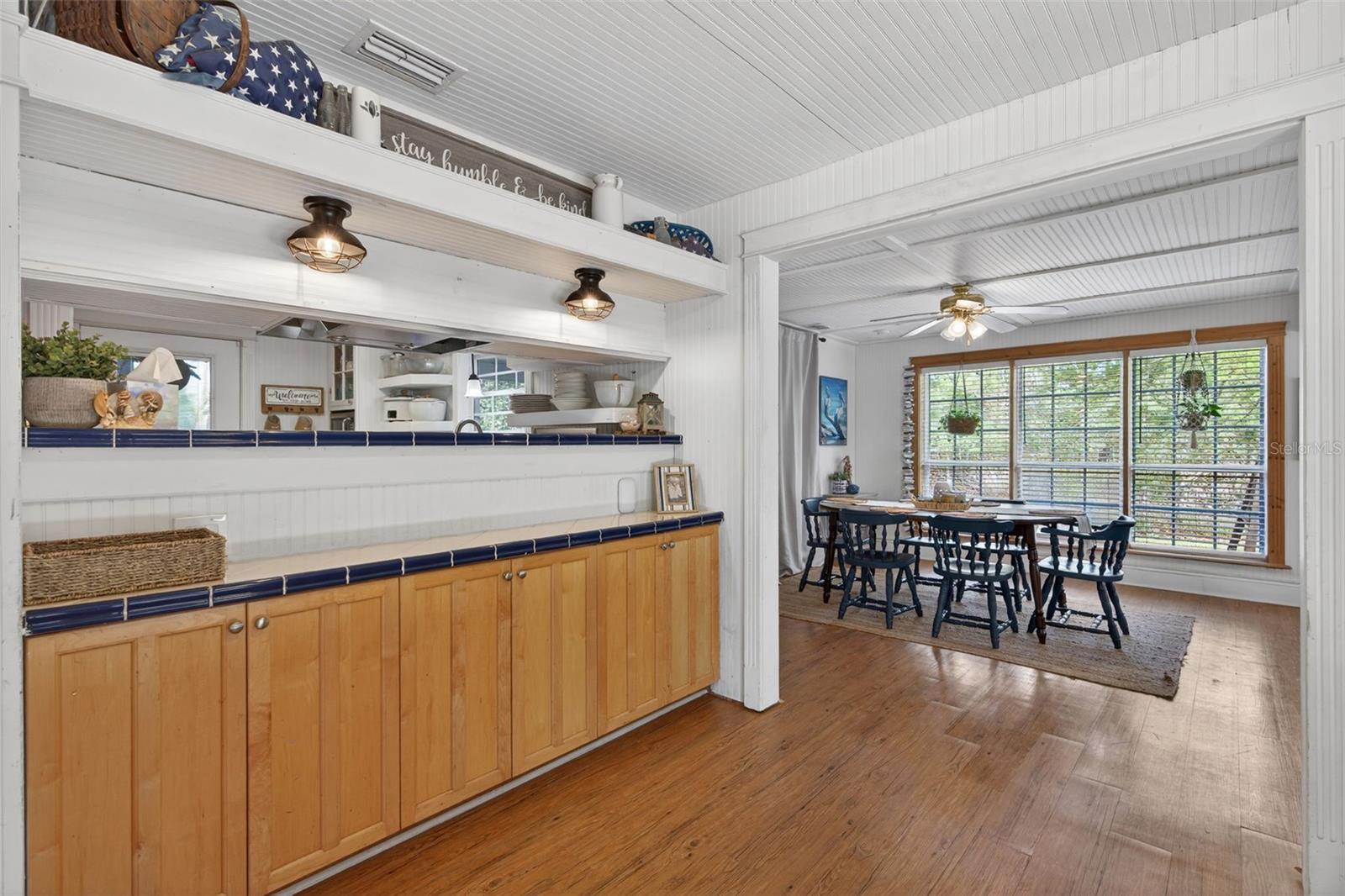 Image 12 of 60 For 5572 Marlin Point