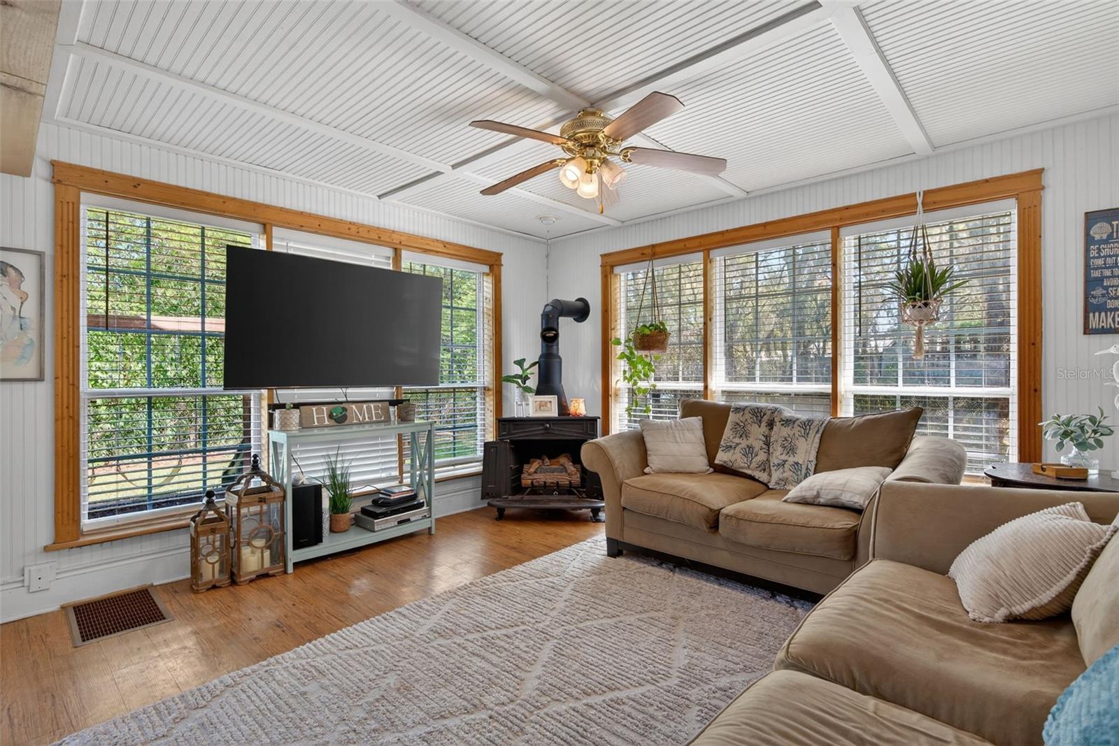 Image 18 of 60 For 5572 Marlin Point