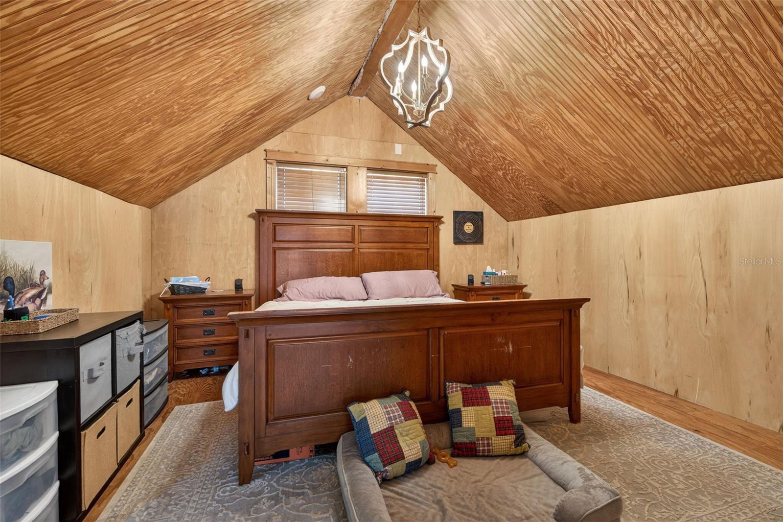 Image 32 of 60 For 5572 Marlin Point