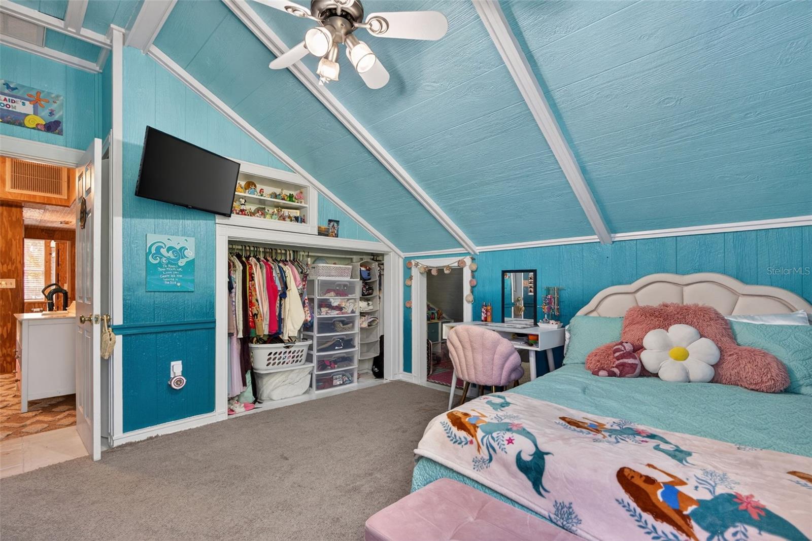 Image 39 of 60 For 5572 Marlin Point