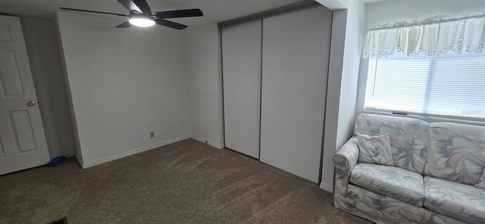 Image 3 of 14 For 516 Jason Drive