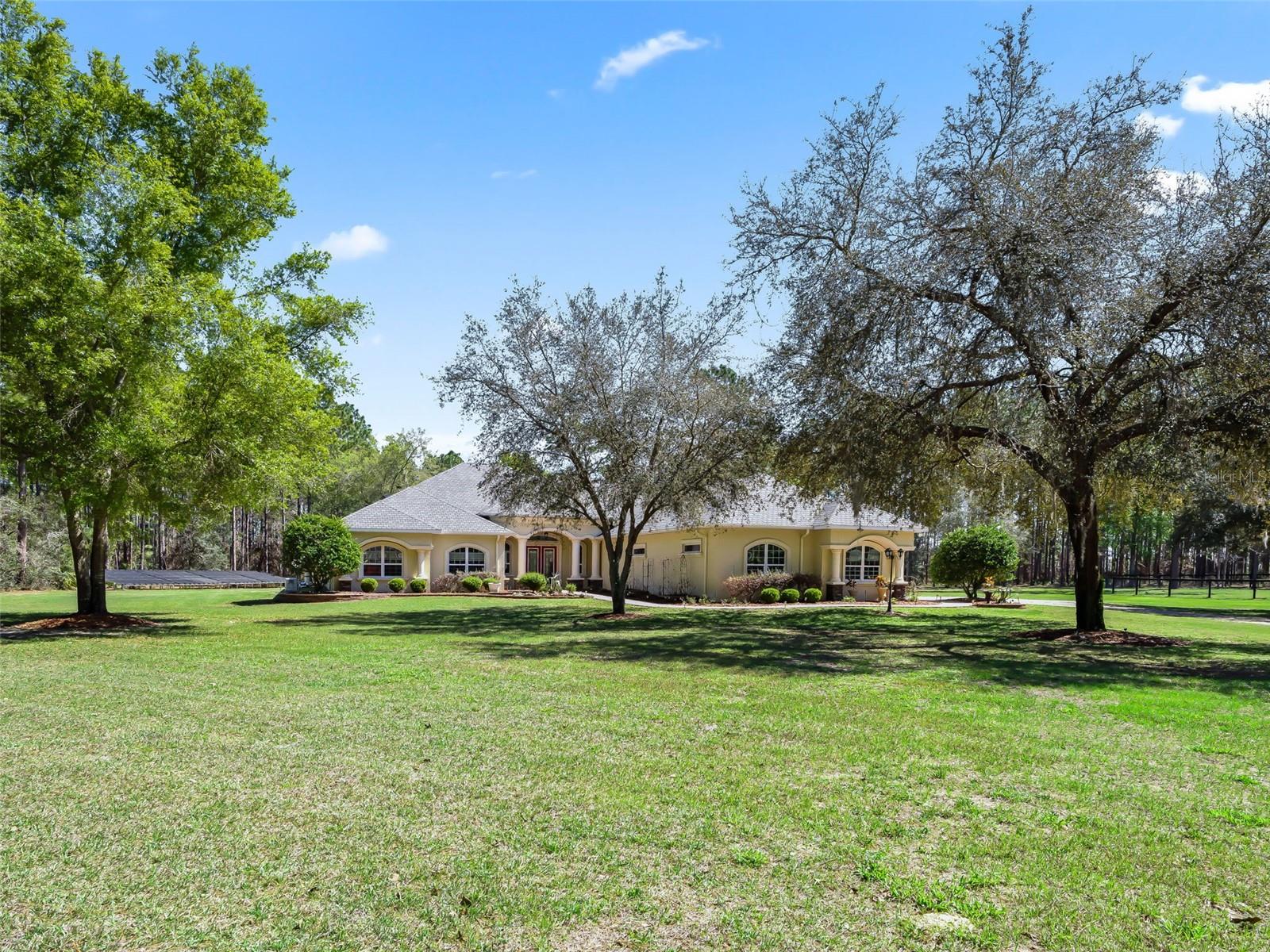 Details for 11370 12th Lane, MORRISTON, FL 32668