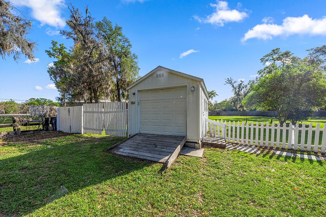 Image 31 of 35 For 895 80th Avenue