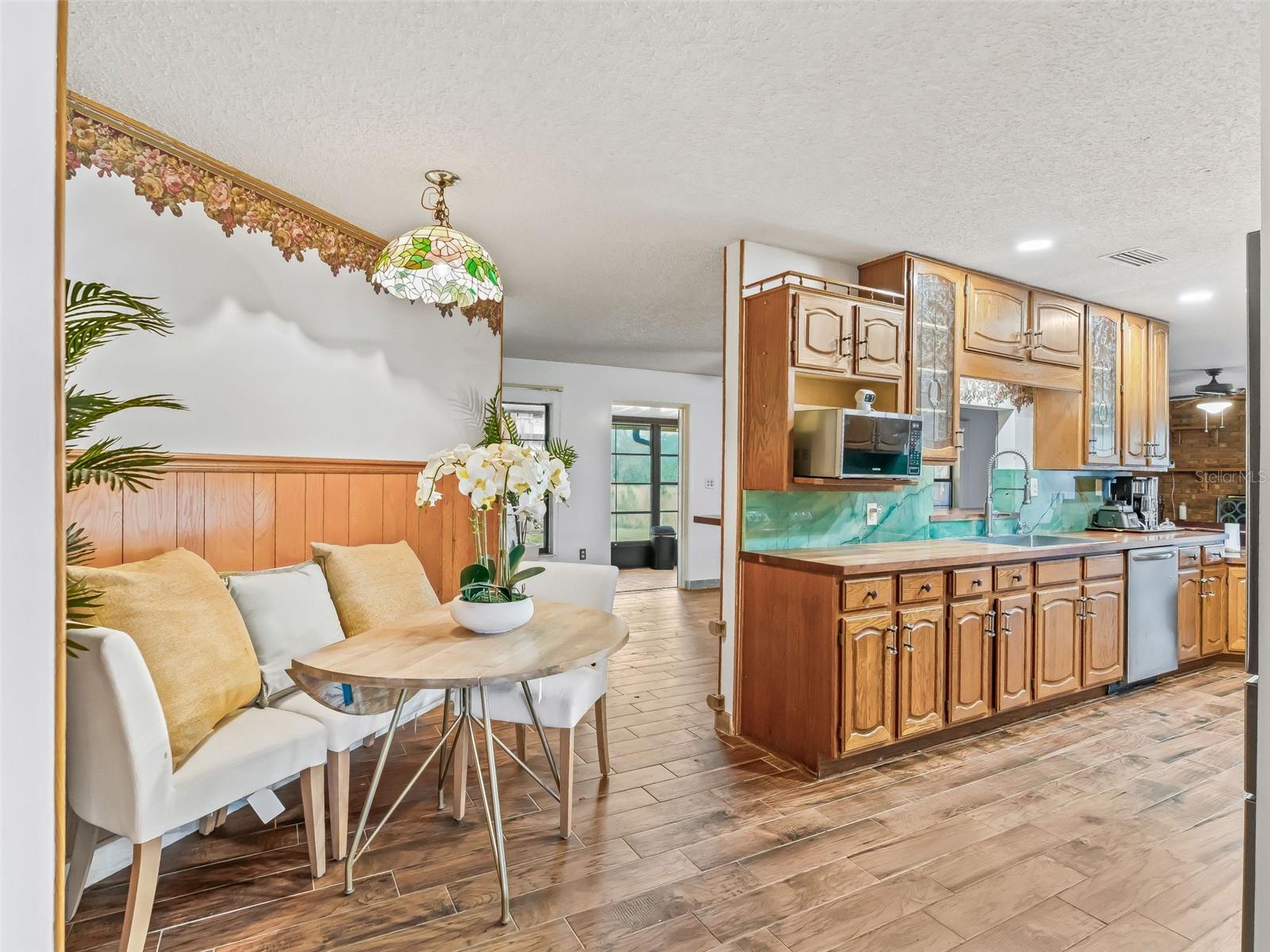 Image 18 of 92 For 6350 86th Avenue