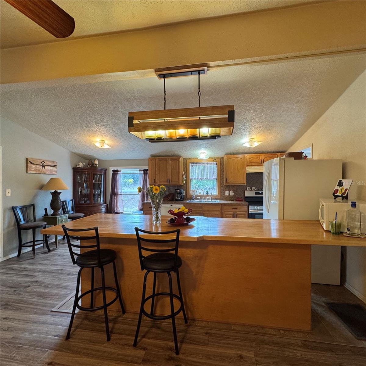 Image 11 of 33 For 6845 Sunnyview Point