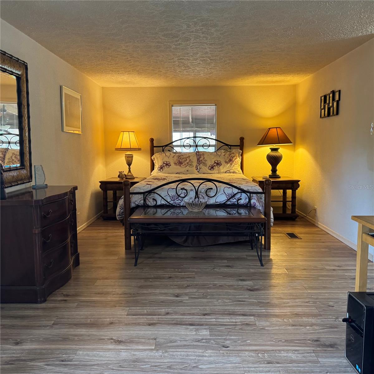 Image 29 of 33 For 6845 Sunnyview Point