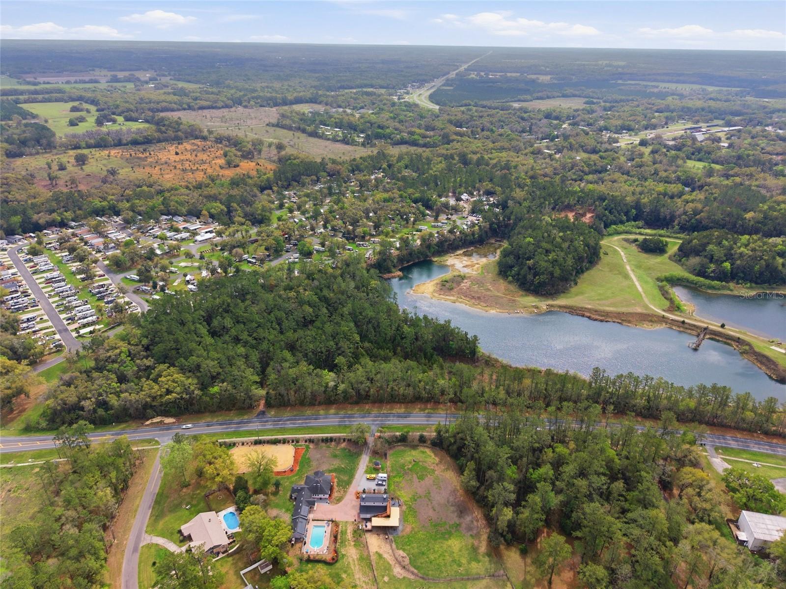 Image 22 of 32 For 1041 6th Boulevard