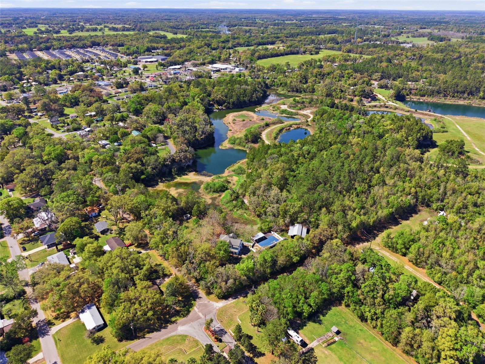 Image 27 of 32 For 1041 6th Boulevard