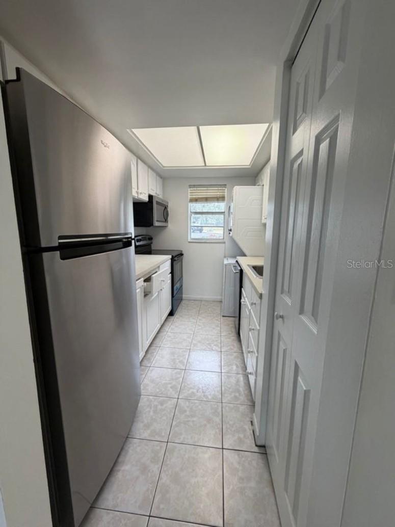 Image 4 of 25 For 2419 16th Avenue H