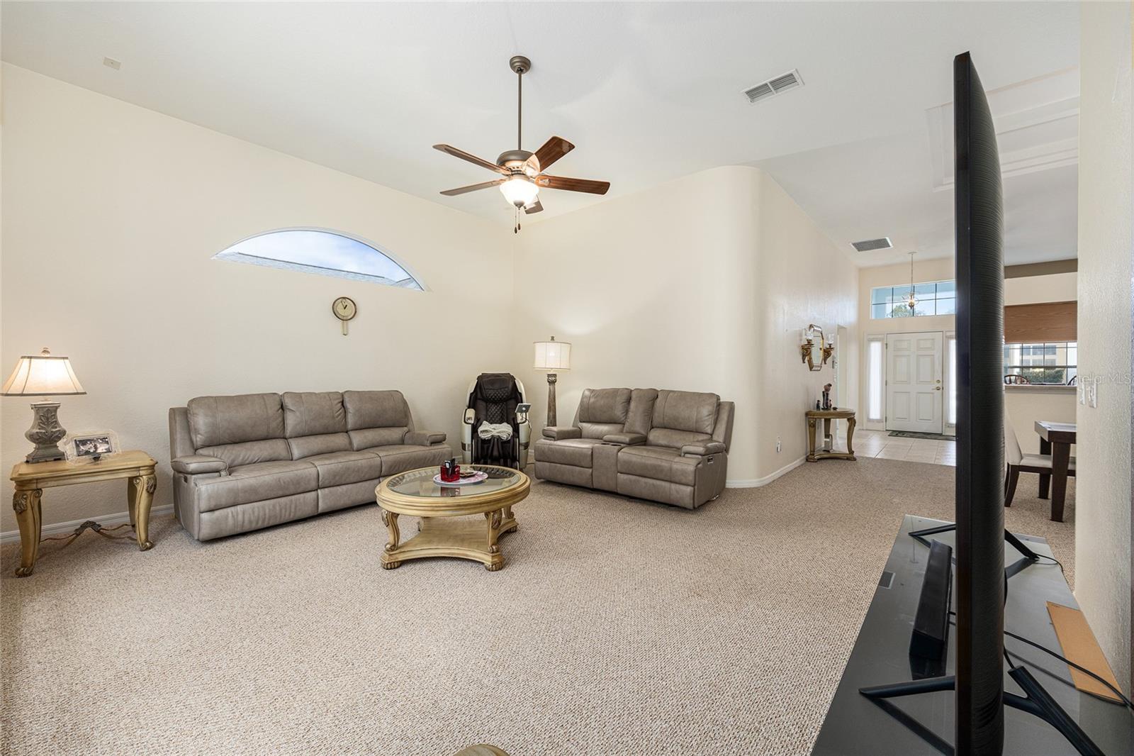 Image 16 of 52 For 11719 72nd Circle