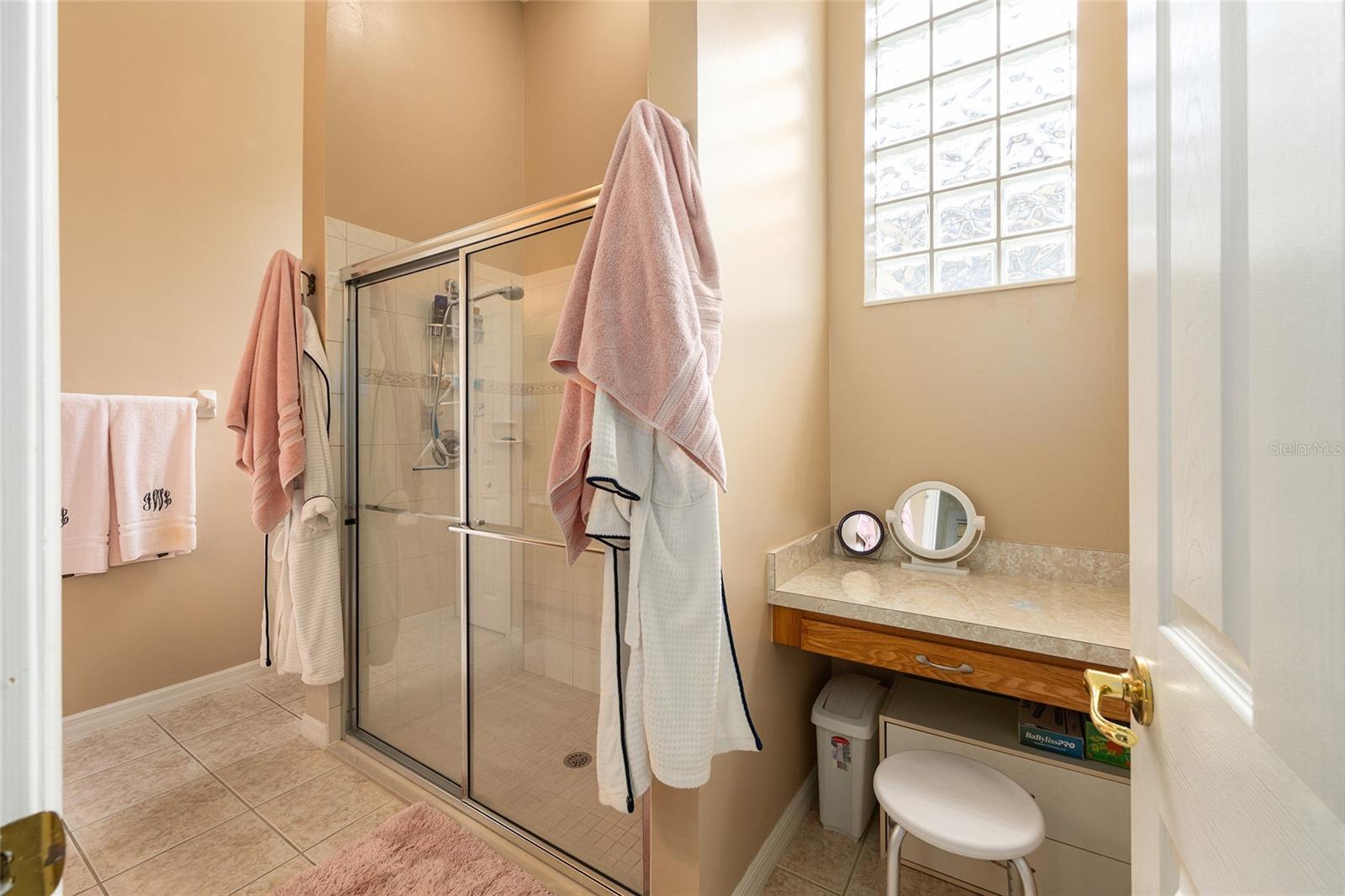 Image 25 of 52 For 11719 72nd Circle