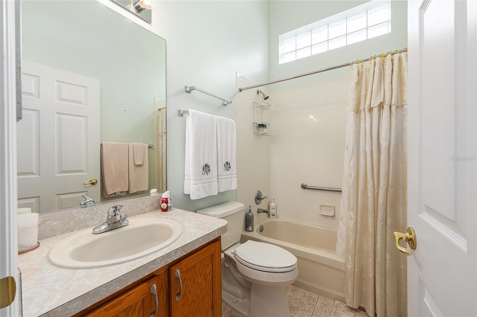 Image 30 of 52 For 11719 72nd Circle