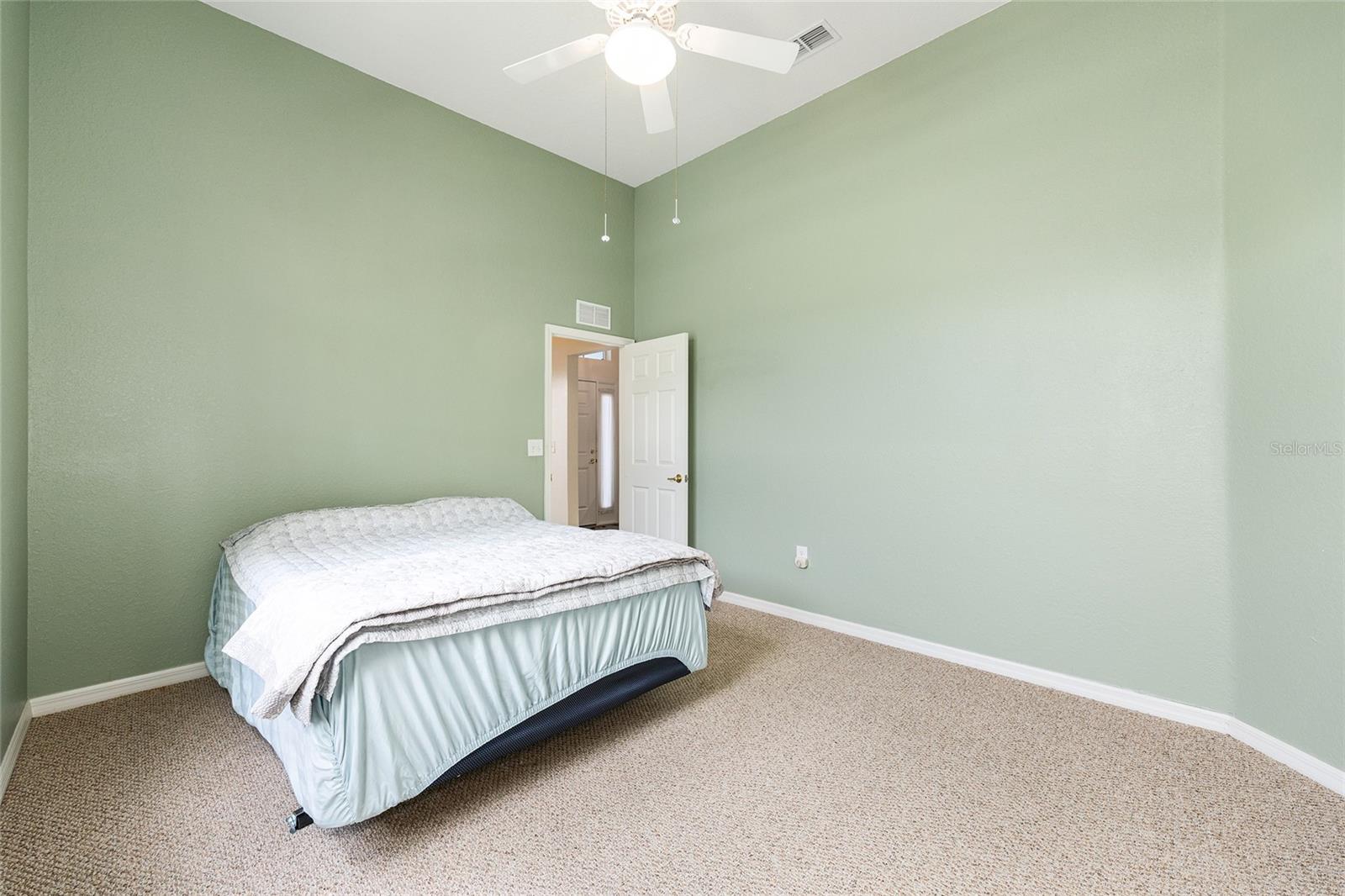 Image 32 of 52 For 11719 72nd Circle